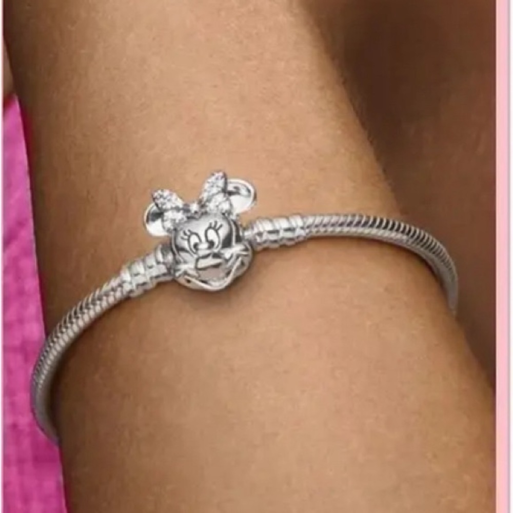 Disney Moments Sparkling Mickey Mouse Snake Chain Bracelet 925 Sterling Silver